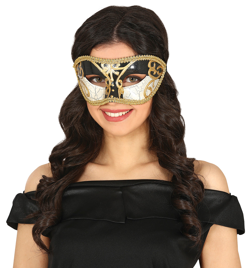 BLACK AND WHITE VENETIAN MASK