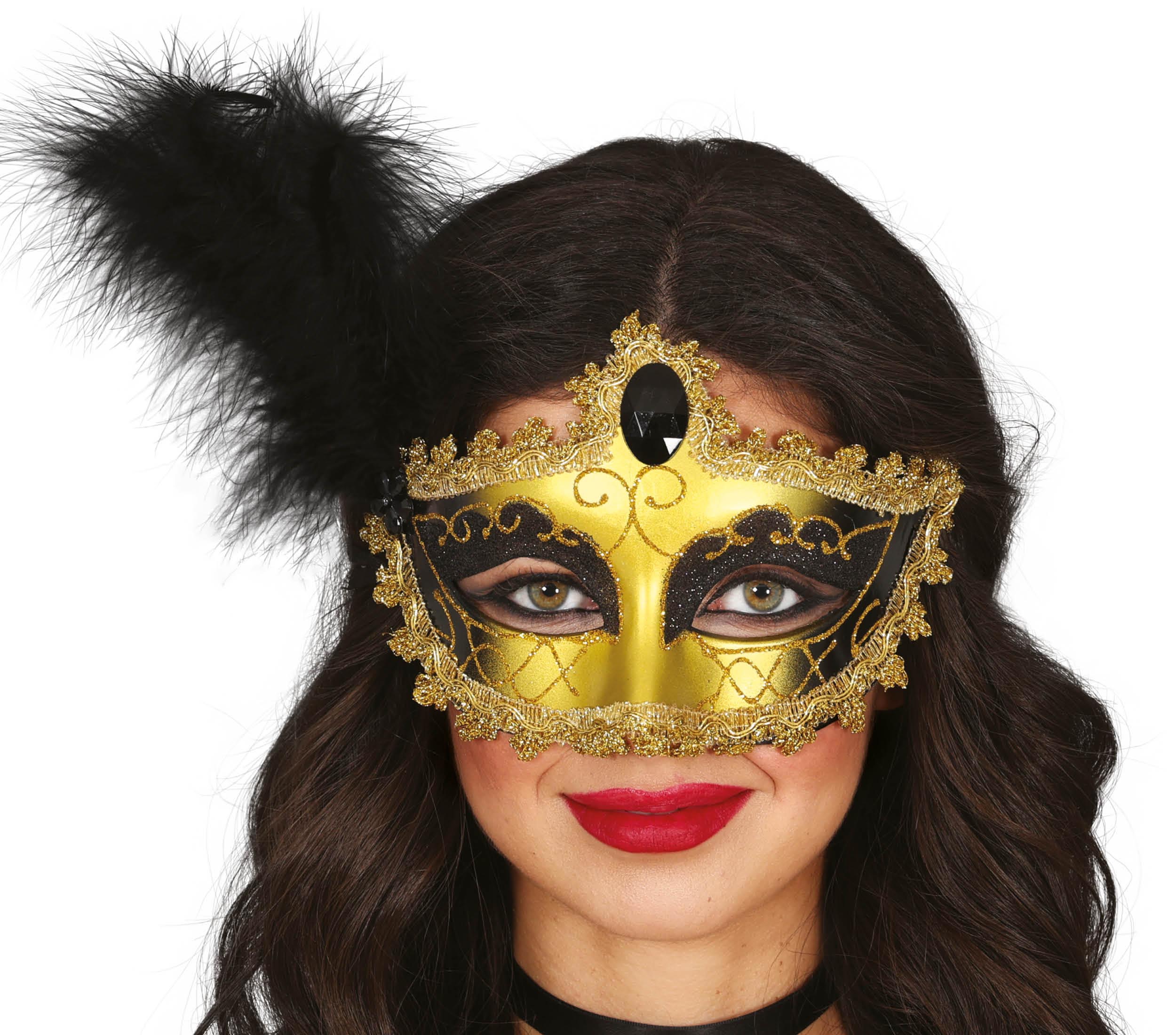 MASK WITH FEATHER