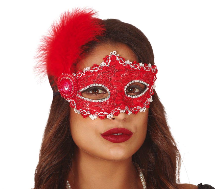 MASK WITH FEATHER