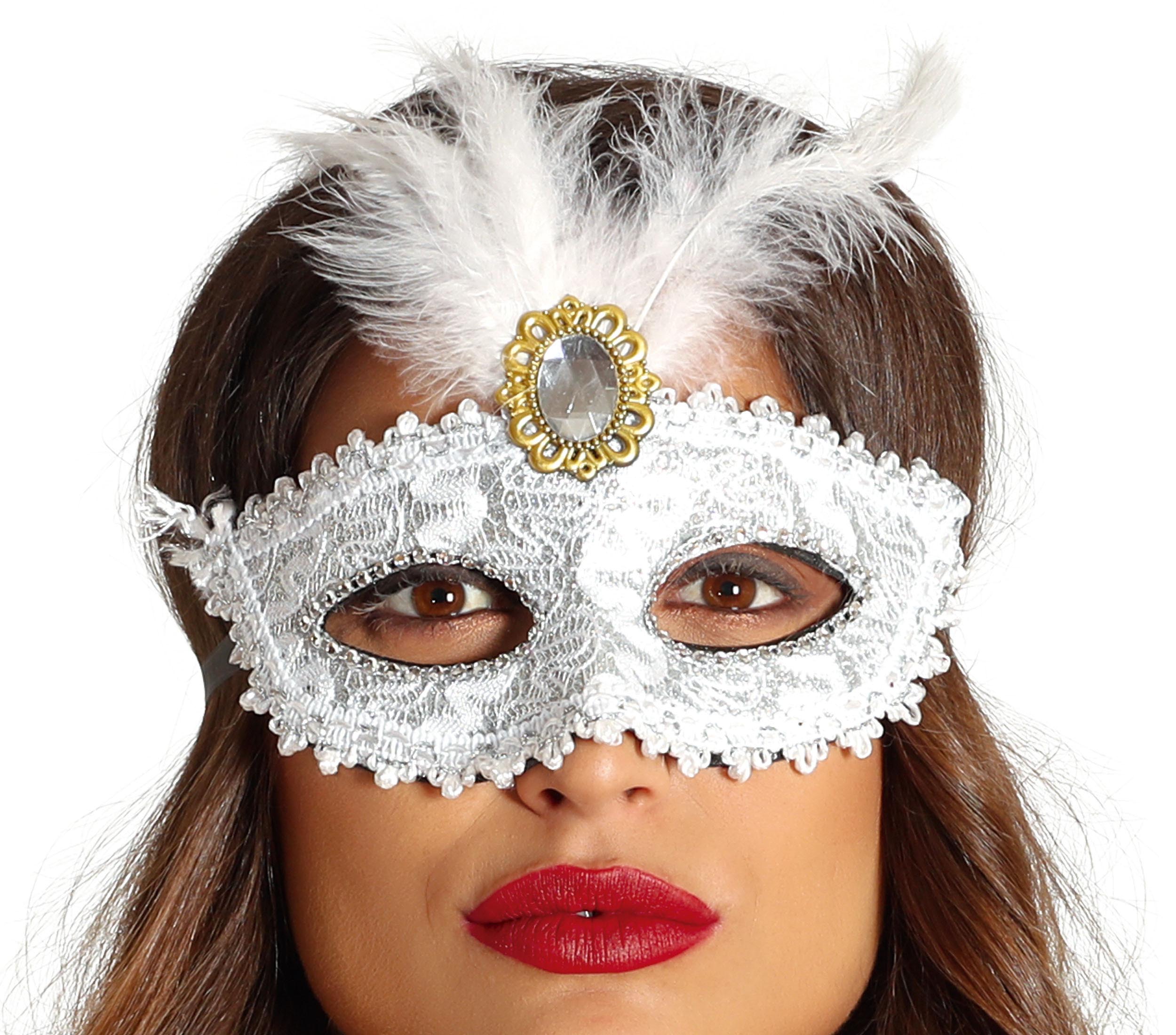 WHITE MASK WITH FEATHERS