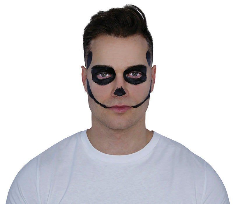 BLACK AND WHITE MAKEUP BLISTER WITH 2 STICKS