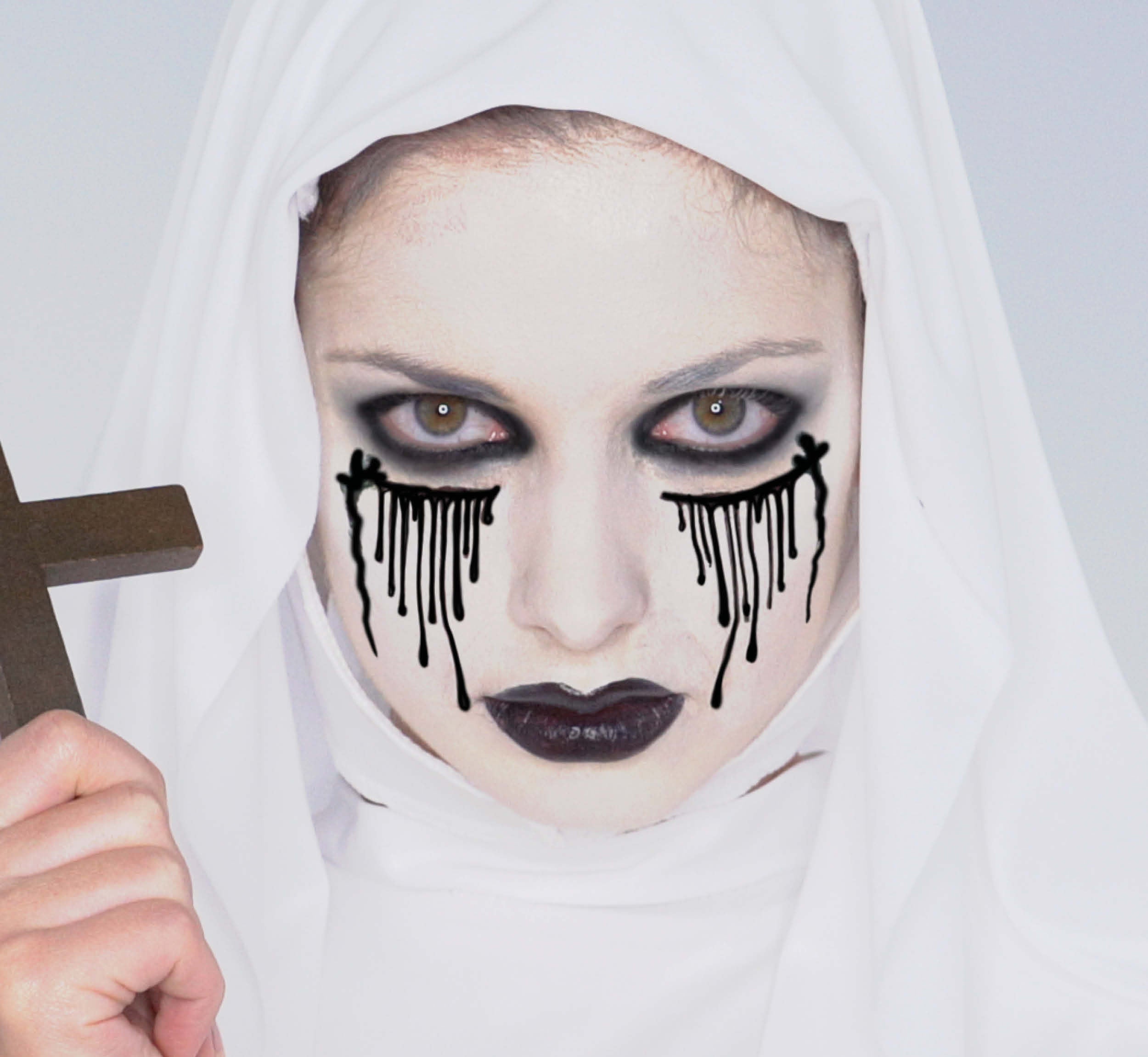 BLOODY NUN MAKEUP SET