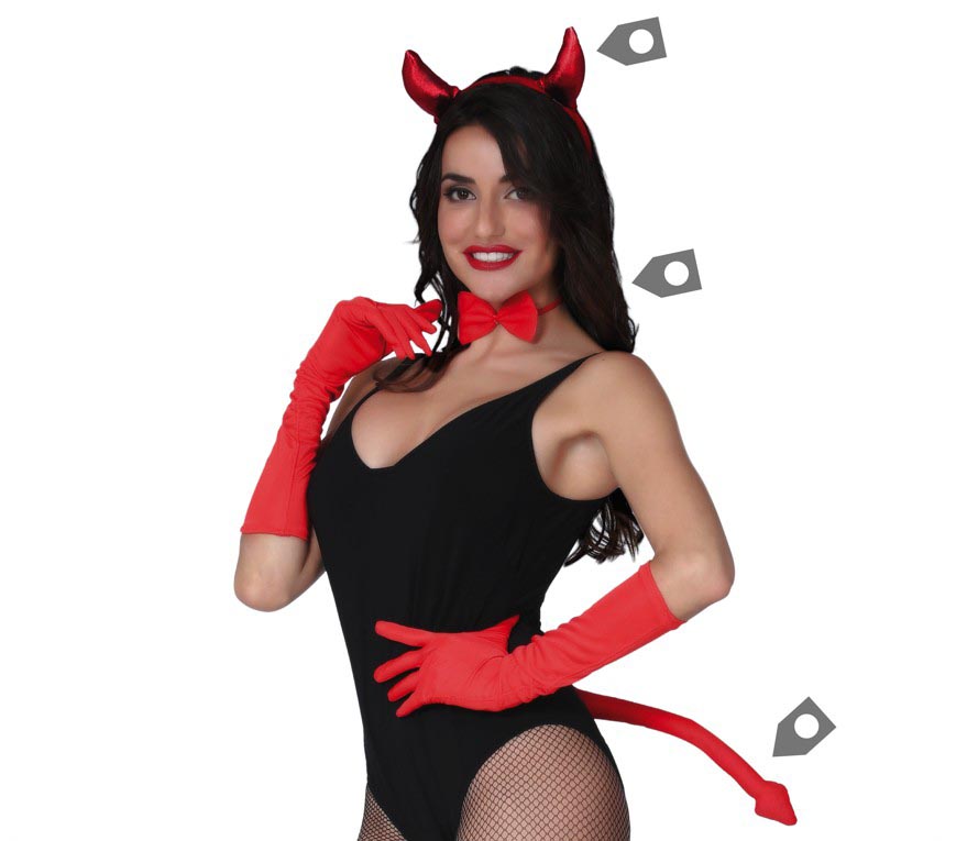 SHE-DEVIL SET
