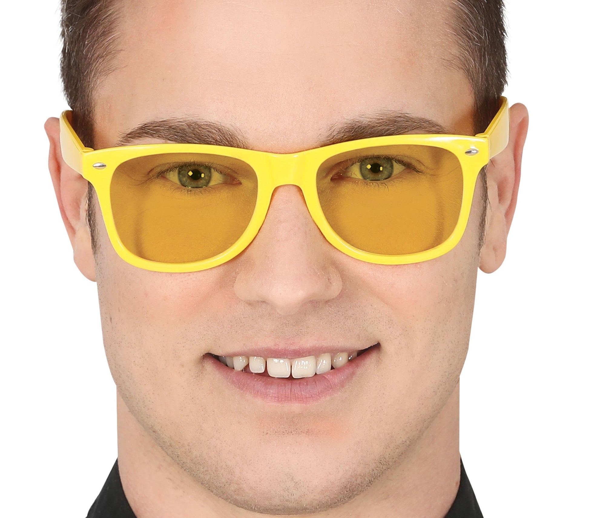 GLASSES WITH CLEAR COLOR LENSES