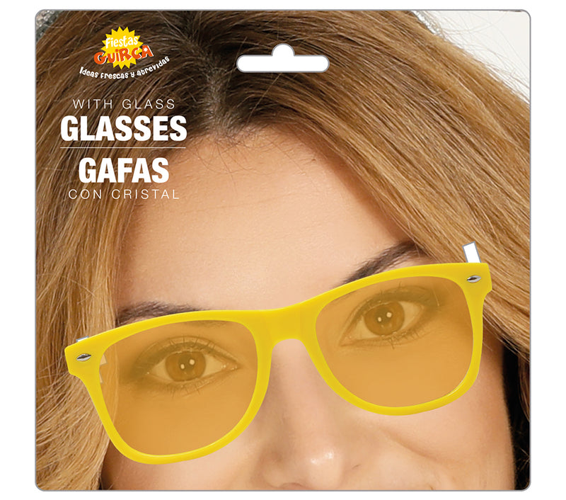 GLASSES WITH CLEAR COLOR LENSES