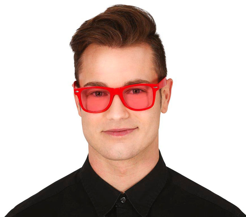 GLASSES WITH CLEAR COLOR LENSES