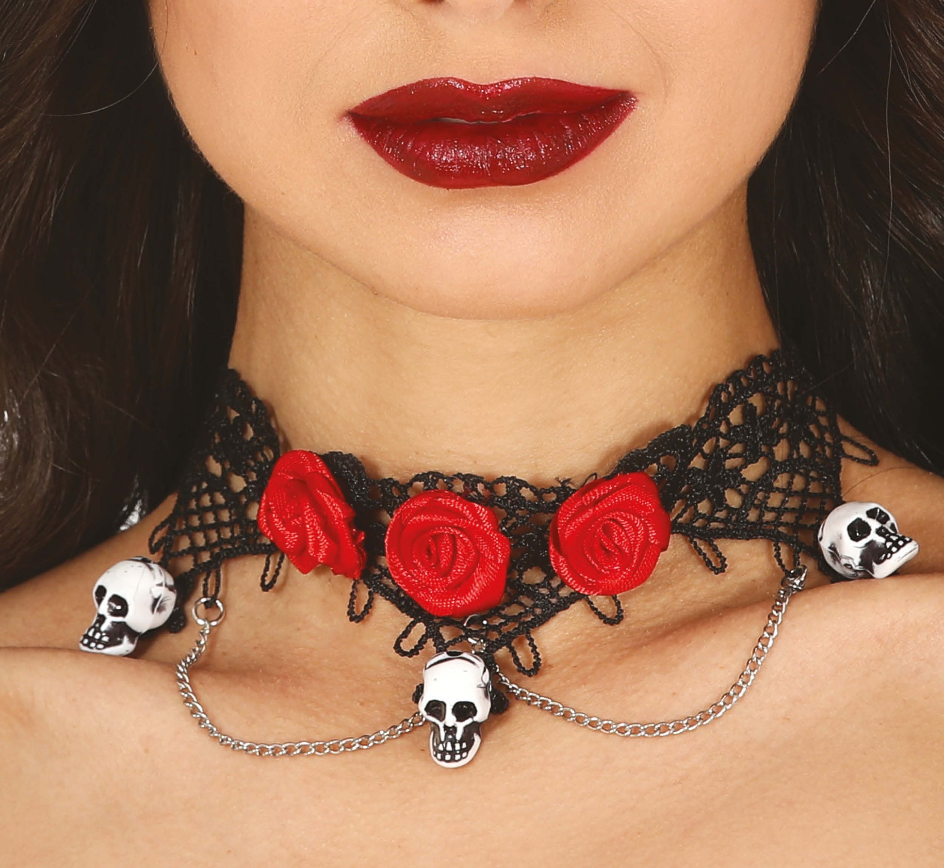 CHOKER WITH SKULLS AND ROSES