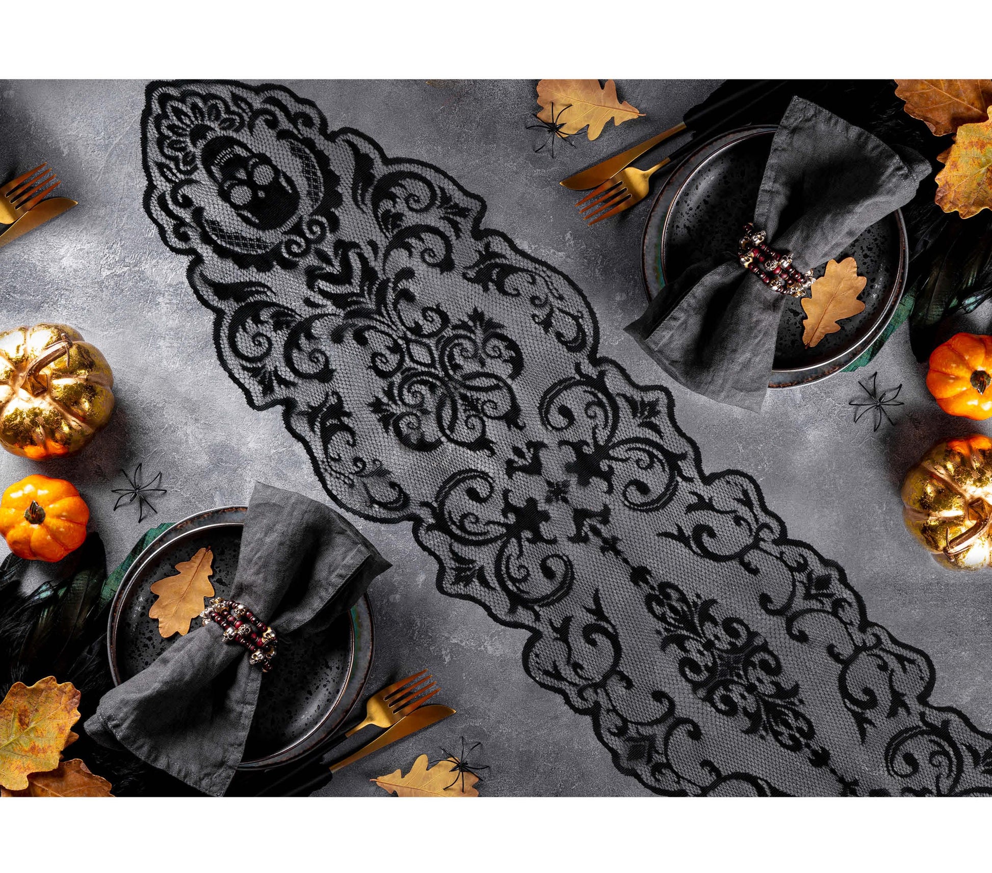 DECOR.BLACK LACE TABLE, SKULLS 180X35 CM