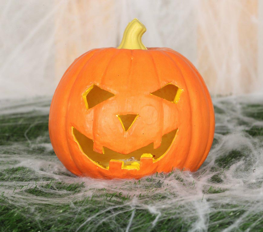 FOAM PUMPKIN WITH LIGHT 16 CMS