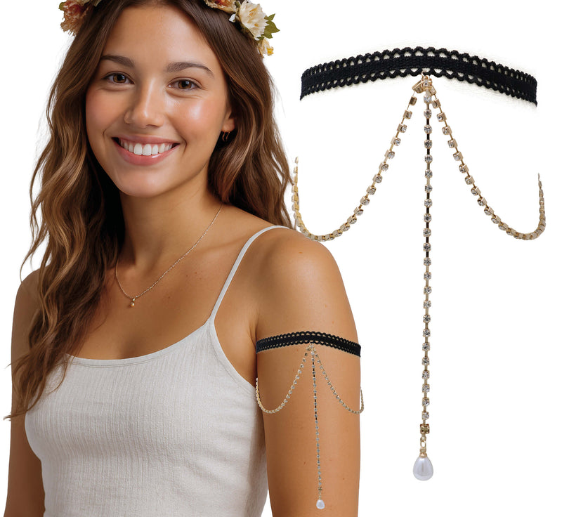 Arm bracelet with fake diamonds