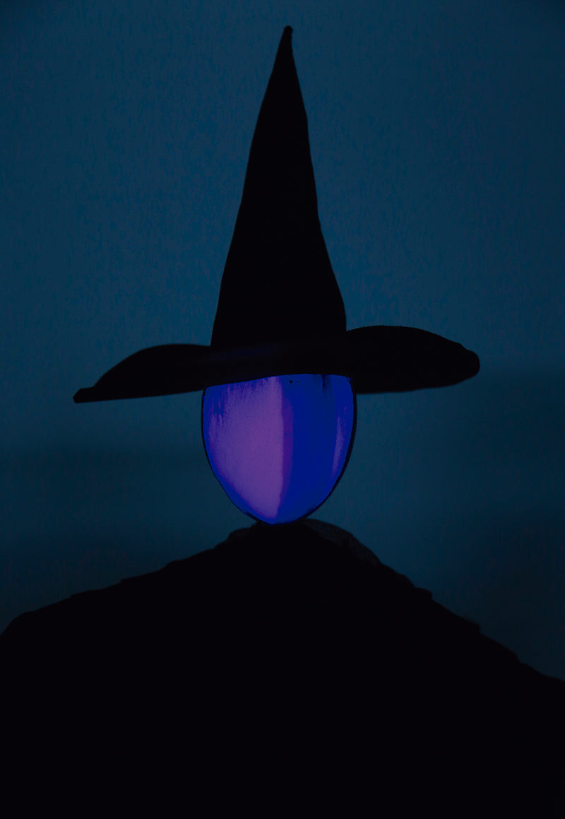 3 BLACK WITCHES LIGHT 160 CM
