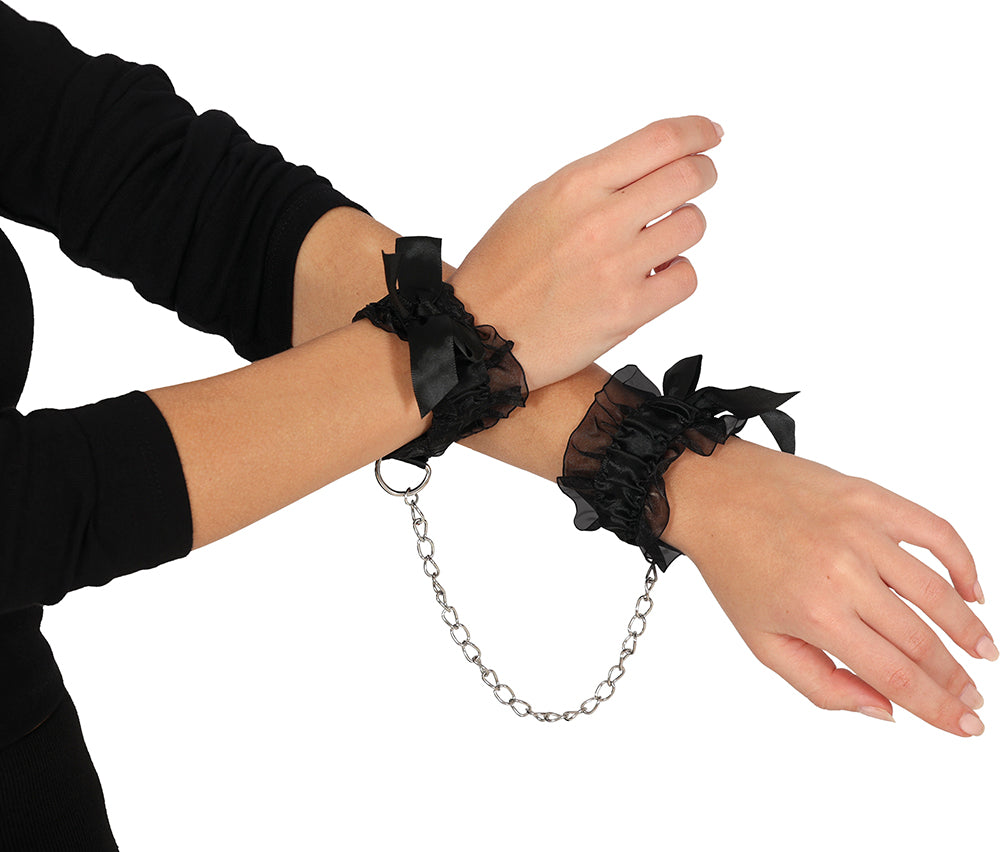 BLACK LACE CUFFS