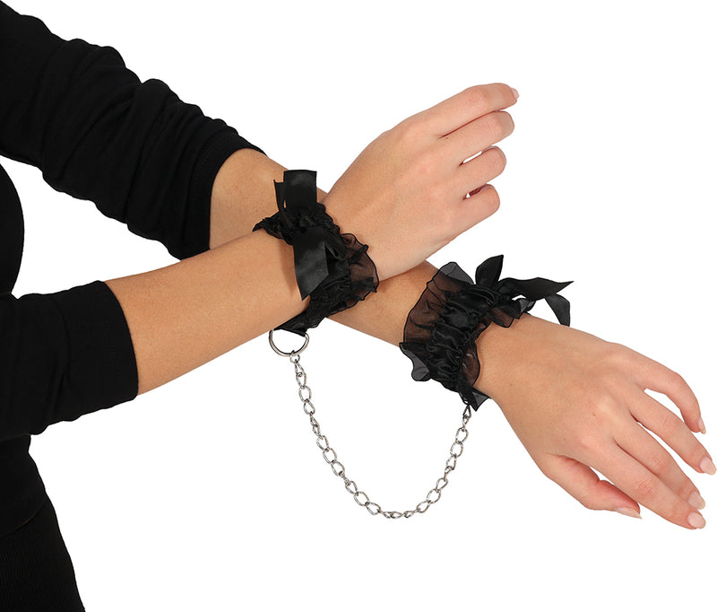 BLACK LACE CUFFS