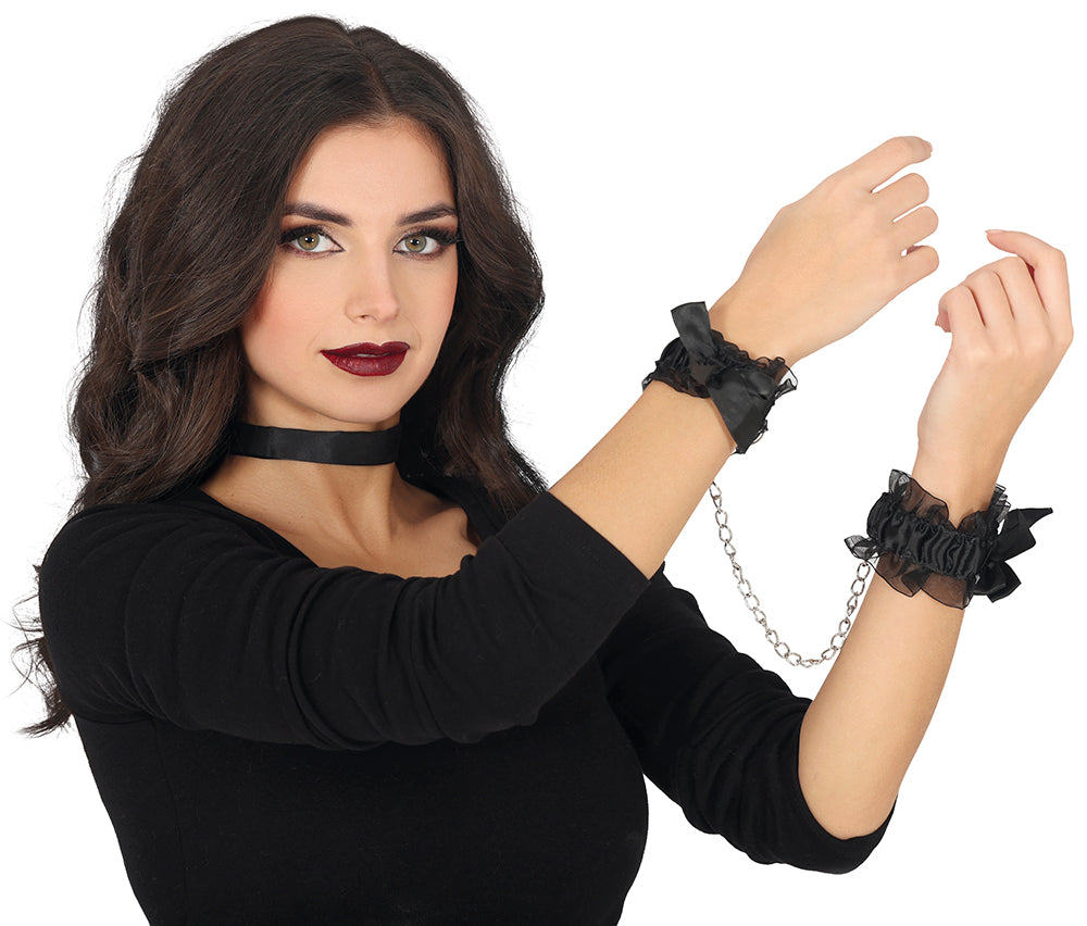 BLACK LACE CUFFS