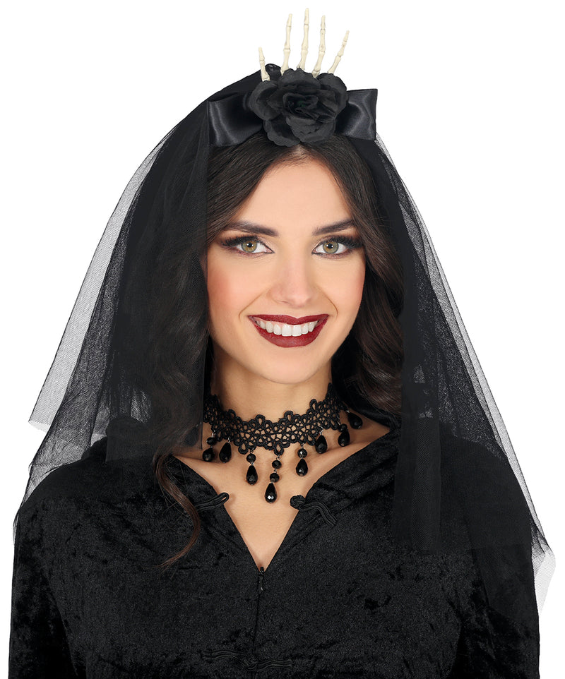 HEADBAND WITH HAND VEIL AND BLACK FLOWER