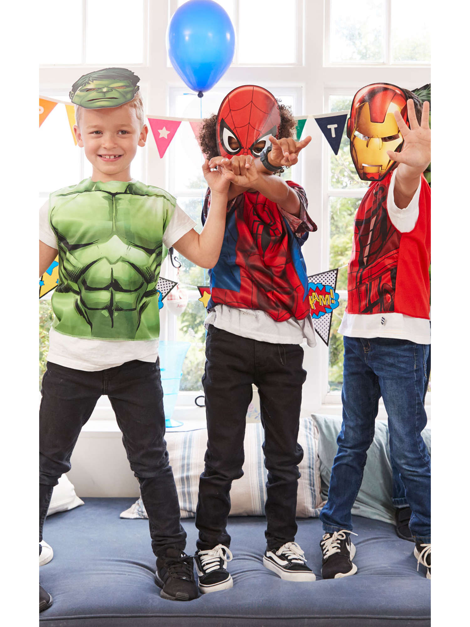 MARVEL PARTY PACK 36 PC'S